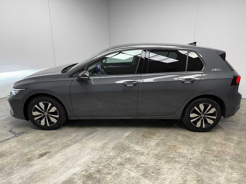 Volkswagen Golf VIII 1.5 TSI DSG GOAL 2,49% Klima Navi