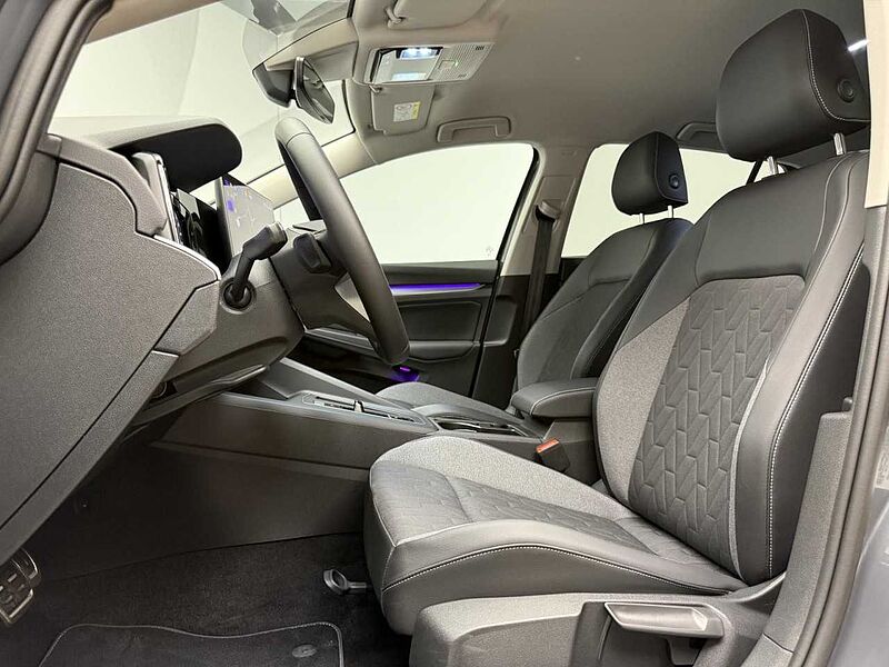 Volkswagen Golf VIII 1.5 TSI DSG GOAL 2,49% Klima Navi