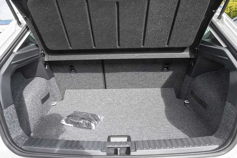 SEAT Ibiza Road Edition 1.0 TSI LED+NAV+KAMERA+FAM