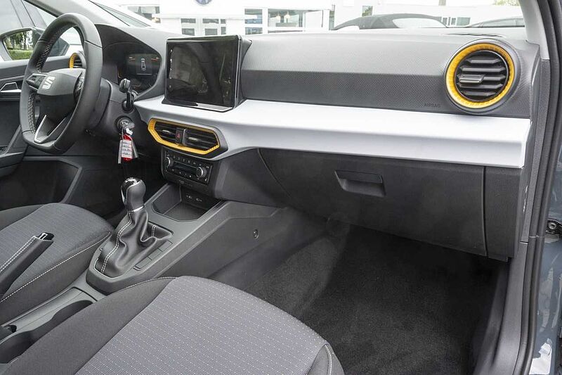 SEAT Ibiza Road Edition 1.0 TSI NAV+SitzHZ+Klima