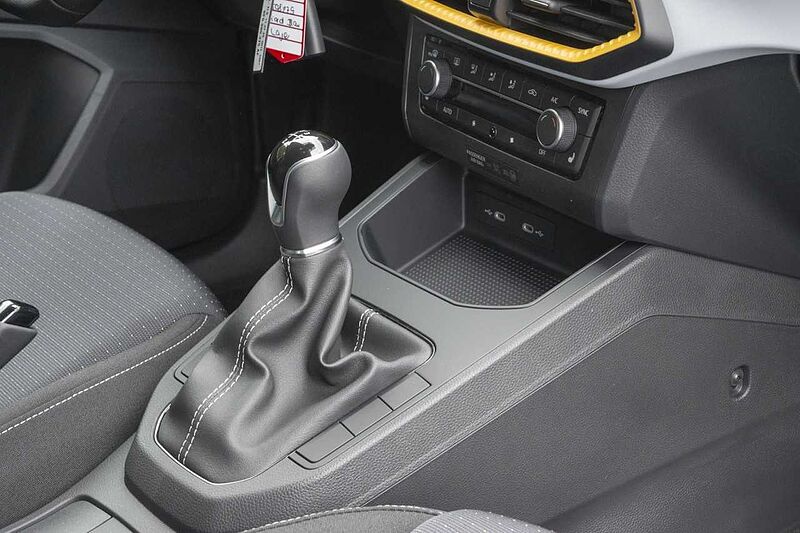 SEAT Ibiza Road Edition 1.0 TSI NAV+SitzHZ+Klima