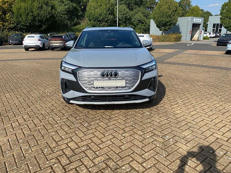 Audi Q4 35 etron Klima Navi Einparkhilfe e-tron