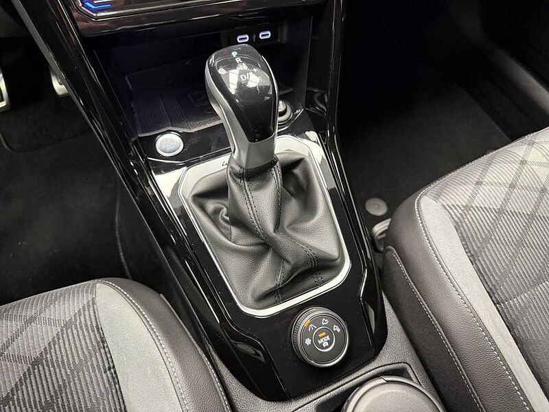 Volkswagen T-Roc 2.0 TSI DSG 4Motion R-Line Klima Navi