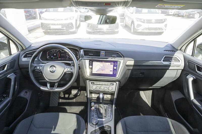 Volkswagen Tiguan 2.0 TSI Highl. / R-Line 4Motion DSG+ Panoramadach+Navi+Kamera+