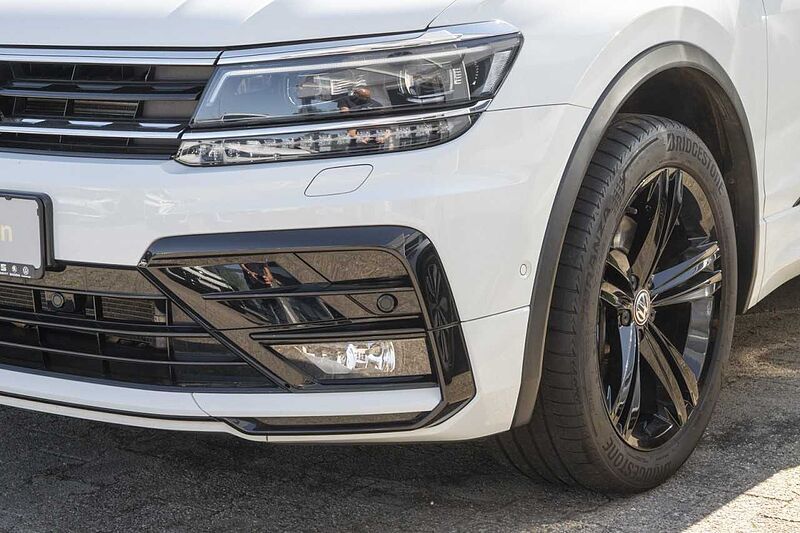 Volkswagen Tiguan 2.0 TSI Highl. / R-Line 4Motion DSG+ Panoramadach+Navi+Kamera+