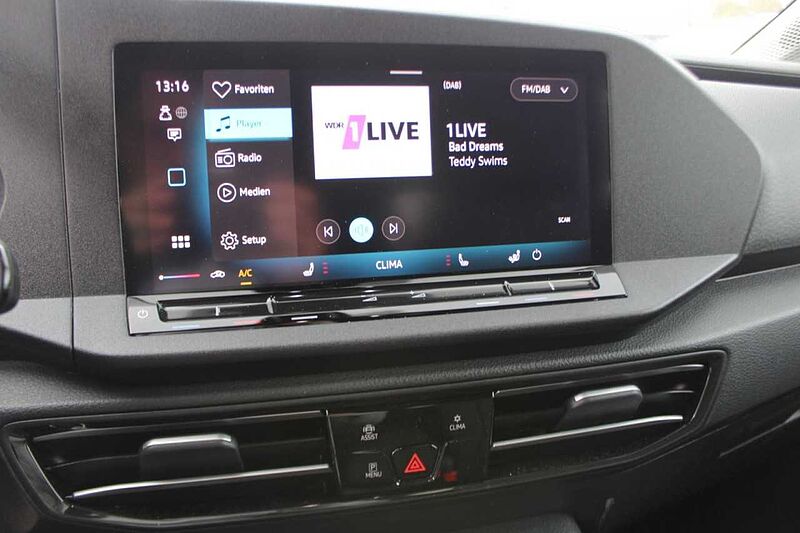 Volkswagen CADDY LIFE 1.5 TSI DSG / AHK / ACC / FLÜGELTÜREN / STANDHEIZUNG /