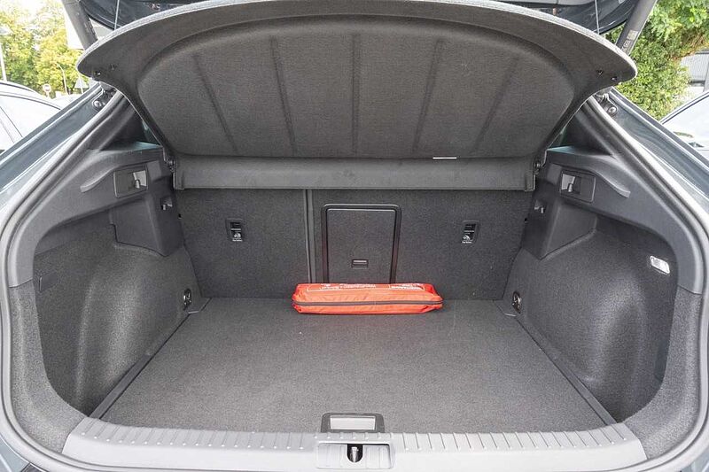 CUPRA Formentor FACELIFT 1.5 eTSI DSG+Dynamic+IntelligentDrive