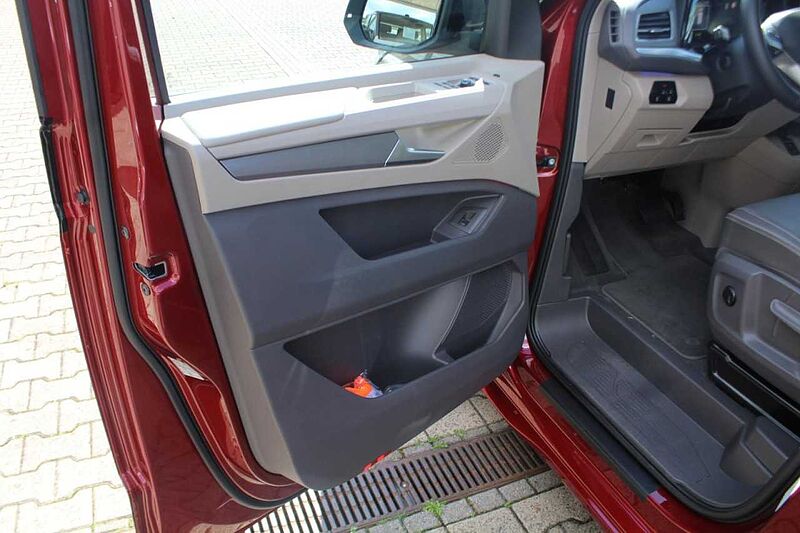 Volkswagen MULTIVAN 2.0 TDI DSG / LEDER / AHK / NAVI / VOLL Life ANDERE