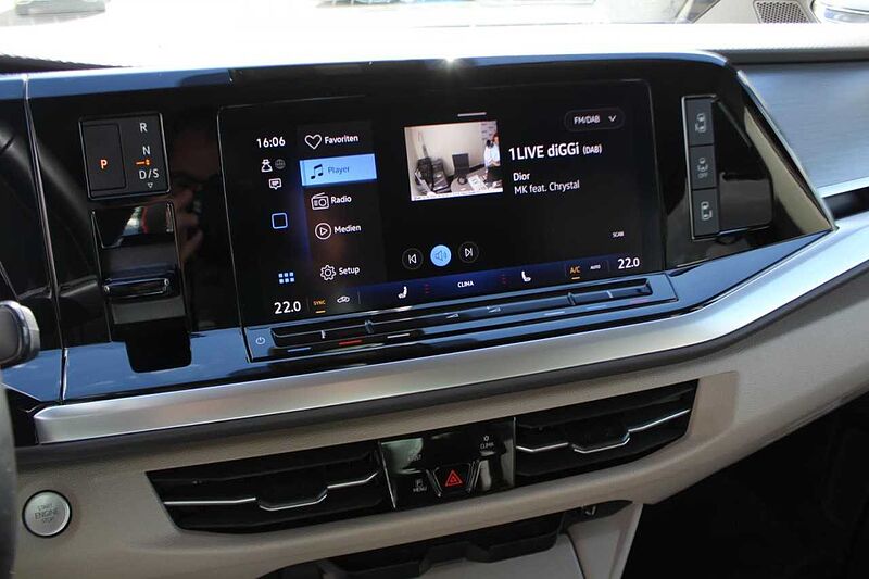 Volkswagen MULTIVAN 2.0 TDI DSG / LEDER / AHK / NAVI / VOLL Life ANDERE