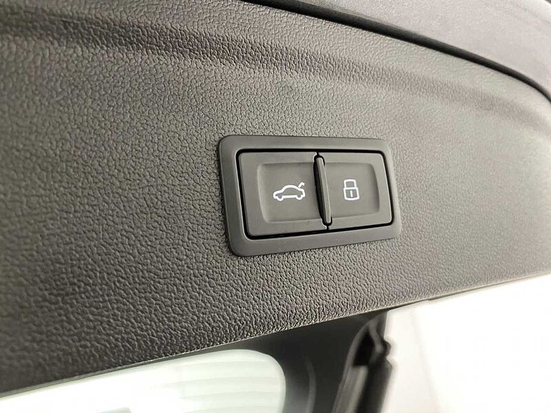 Audi S3 Sportback 2.0 TFSI quattro Facelift Klima