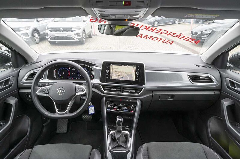Volkswagen T-Roc 1.5 TSI Style DSG+AHK+Navi+LED Klima Navi