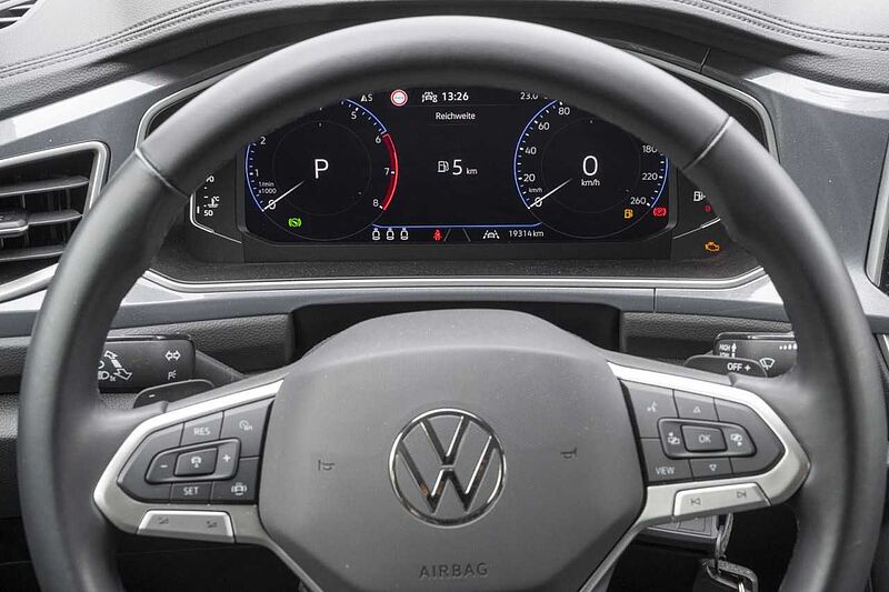 Volkswagen T-Roc 1.5 TSI Style DSG+AHK+Navi+LED Klima Navi