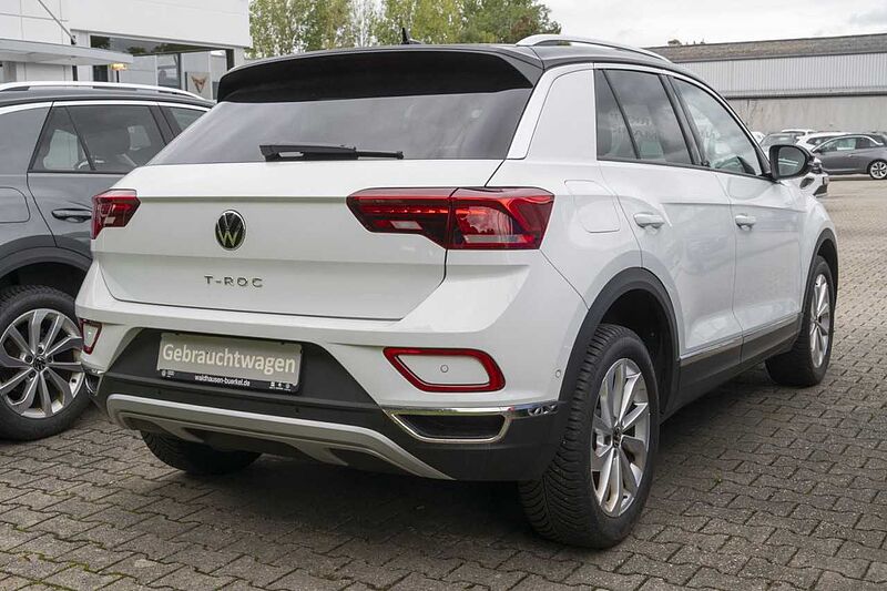 Volkswagen T-Roc 1.5 TSI Style DSG+AHK+Navi+LED Klima Navi