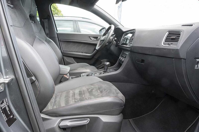 CUPRA Ateca 2.0 TSI 4Drive AHK+Pano+Business Basis 4Drive