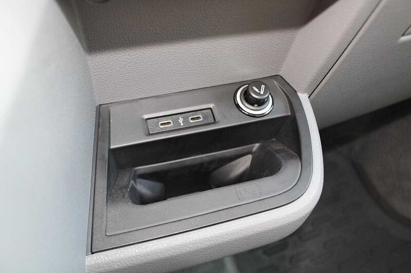 Volkswagen T6.1 CALIFORNIA OCEAN EDITION 4 MOTION / AHK / MARKISE / VOLL California Ocean E T6