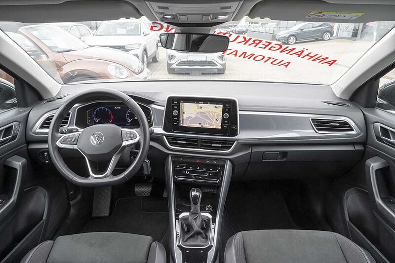 Volkswagen T-Roc 1.5 TSI Style DSG+AHK+Navi+LED Klima Navi
