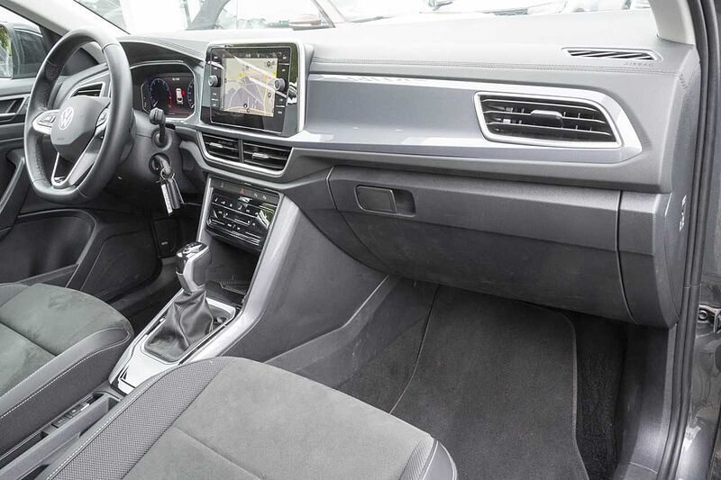 Volkswagen T-Roc 1.5 TSI Style DSG+AHK+Navi+LED Klima Navi