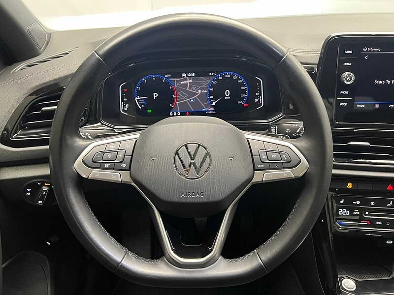 Volkswagen T-Roc 1.5 TSI DSG Style Panorama Klima Navi