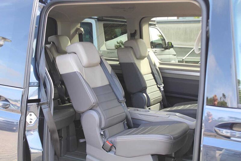 Volkswagen MULTIVAN 2.0 TDI DSG / AHK / NAVI / HEAD UP / LEDER Life Up!