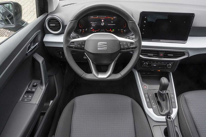 SEAT Arona Road Edition 1.0 TSI DSG LED+NAV+Kamera+Allw