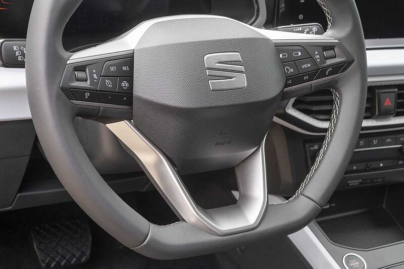 SEAT Arona Road Edition 1.0 TSI DSG LED+NAV+Kamera+Allw