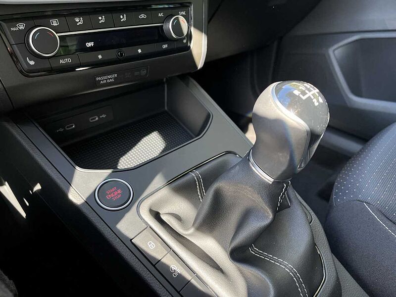 SEAT IBIZA ROAD EDITION 1.0 TSI RFK+VOLL LED+NAVI+SHZ