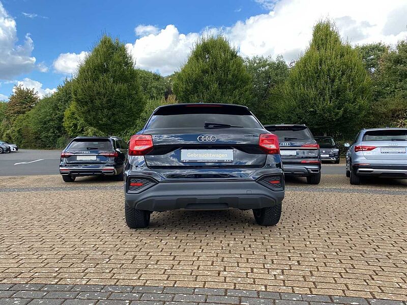 Audi Q2 35 TFSI S-Tronic*RFK*LED*AW-REIFEN*PDC*SHZ*