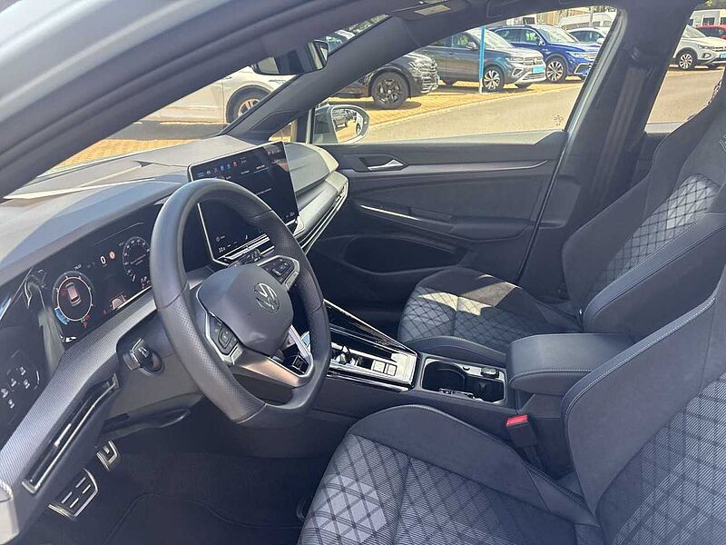 Volkswagen Golf VIII 2.0 TDI DSG R-Line*RFK*ACC*APP*MATRIX*