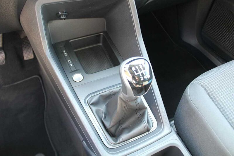 Volkswagen CADDY LIFE 2.0 TDI / AHK / ALU / CLIMATRONIC