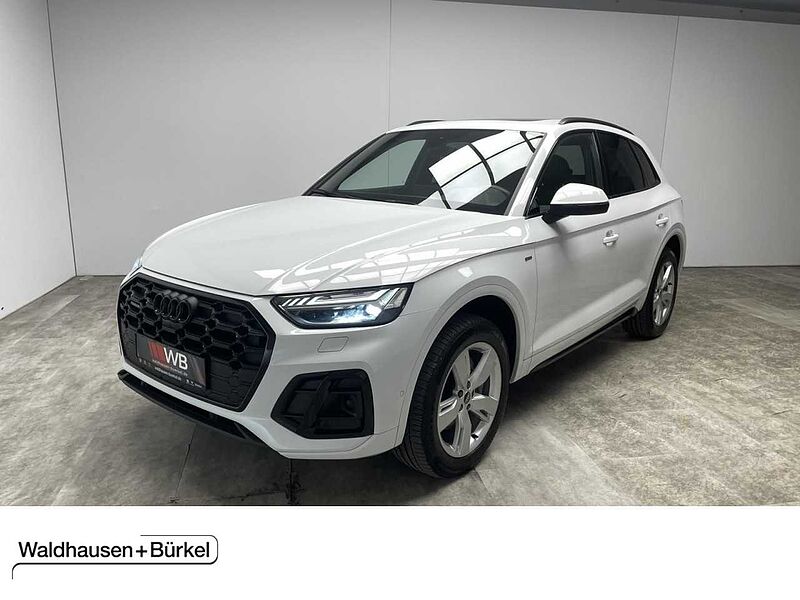 Audi Q5 40 TDI quattro S line RS Sitze + Panorama