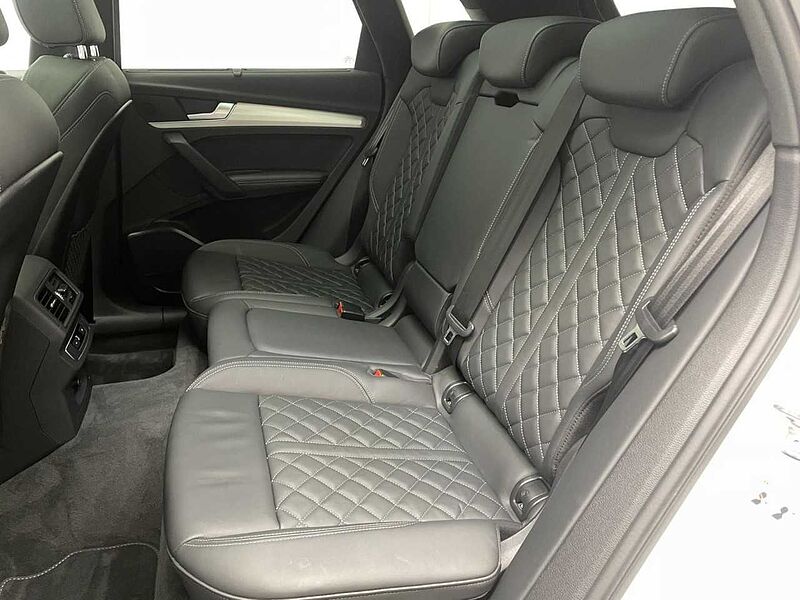 Audi Q5 40 TDI quattro S line RS Sitze + Panorama