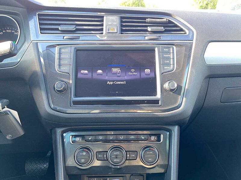 Volkswagen Tiguan 2.0 TDI BMT 4Motion DSG *AHK*ACC*NAVI*BT*