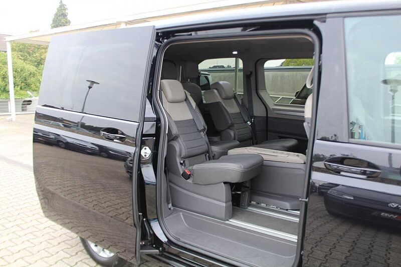 Volkswagen MULTIVAN 2.0 TDI DSG / AHK / LEDER / HEAD UP / NAVI Life Up!