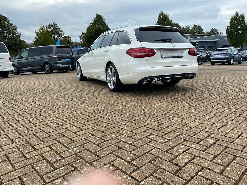 Mercedes-Benz C 400 T Avantgarde 4Matic C 400 T*STHZG*PANO*LED