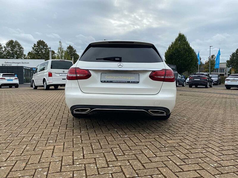 Mercedes-Benz C 400 T Avantgarde 4Matic C 400 T*STHZG*PANO*LED