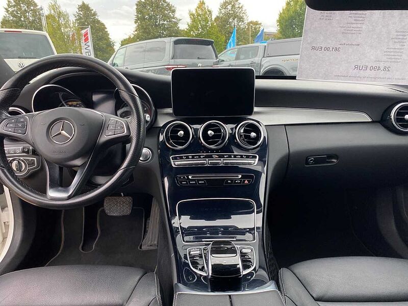 Mercedes-Benz C 400 T Avantgarde 4Matic C 400 T*STHZG*PANO*LED
