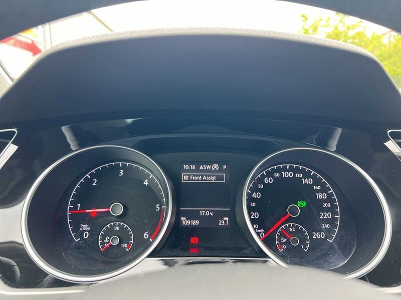Volkswagen Touran 2.0 TDI Comfortline *AHK *Navi *SH *PDC