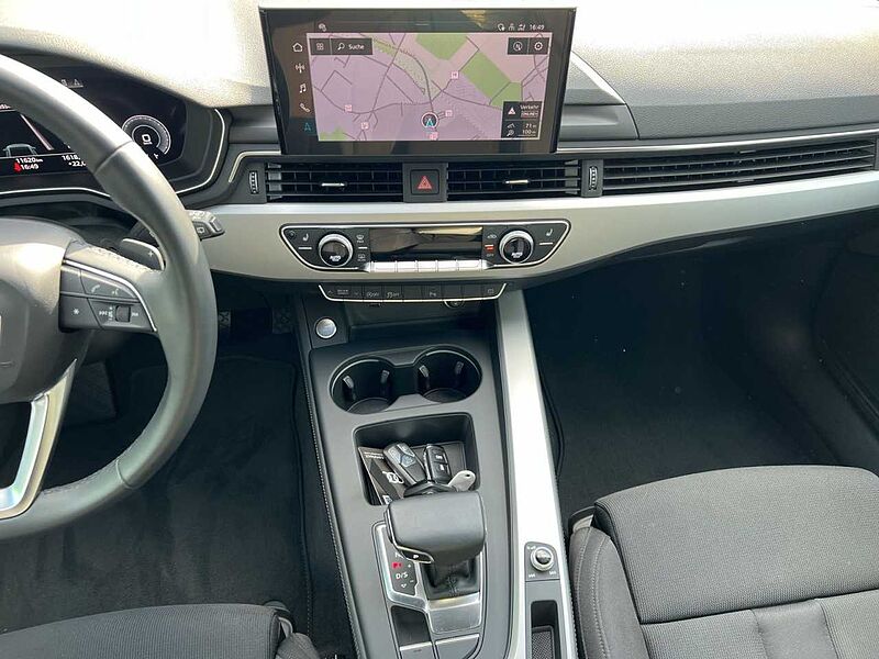 Audi A4 40 2.0 TFSI Avant S line *R. KAM *Standheizung