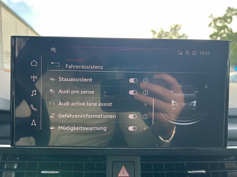 Audi A4 40 2.0 TFSI Avant S line *R. KAM *Standheizung