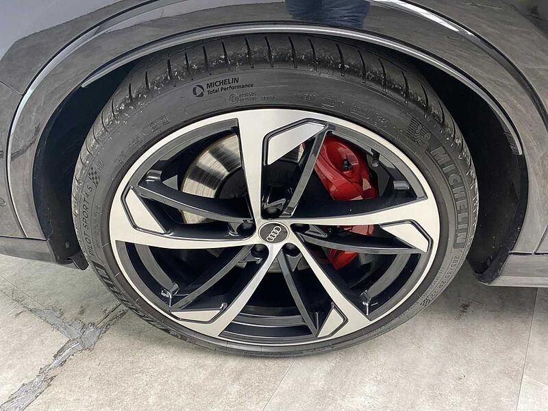 Audi SQ7 4.0 TFSI quattro competition plus Advanced + Alcantara