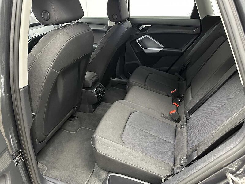 Audi Q3 45 TFSIe S-tronic S line Klima Navi