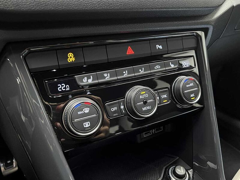 Volkswagen T-Roc 2.0 TSI DSG Sport 4Motion Klima Navi