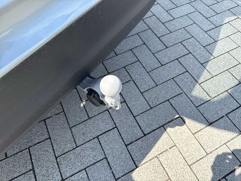 Volkswagen Tiguan GOAL 2,0 l TDI SCR DSG*AHK*ACC*GRA*APP*