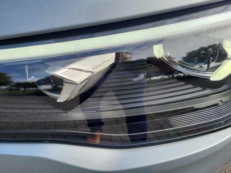 Volkswagen Tiguan R-Line 2,0 l TDI SCR DSG*AHK*360*RFK*ACC*