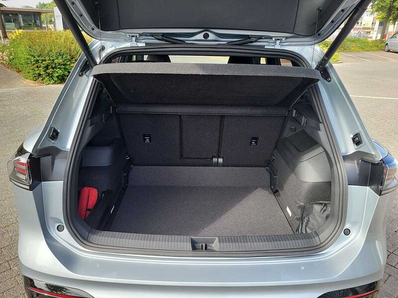 Volkswagen Tiguan R-Line 2,0 l TDI SCR DSG*AHK*360*RFK*ACC*