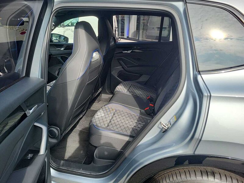 Volkswagen Tiguan R-Line 2,0 l TDI SCR DSG*AHK*360*RFK*ACC*