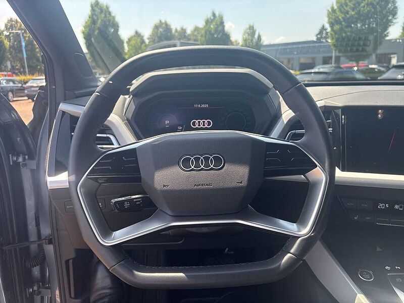 Audi Q4 40 e-tron*RFK*MMI*APS*ADVANCED*GRA*LED*19ZOLL*