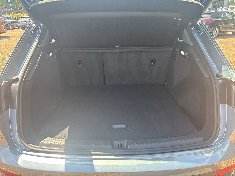 Audi Q4 40 e-tron*RFK*MMI*APS*ADVANCED*GRA*LED*19ZOLL*