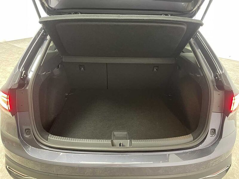 Volkswagen Taigo 1.0 TSI DSG Style Klima Navi Einparkhilfe