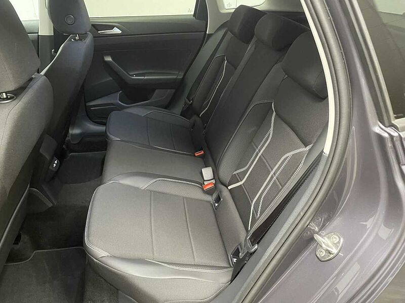 Volkswagen Taigo 1.0 TSI DSG Style Klima Navi Einparkhilfe